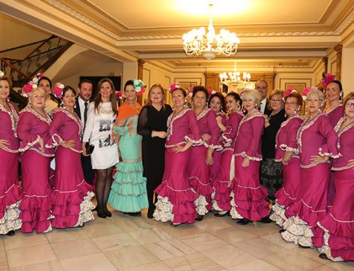El Coro Rociero de la Casa de Andalucía de Valencia abre la Feria de Abril en el Ateneo